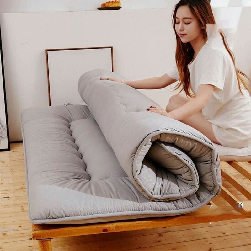 Thiết kế gọn nhẹ, dễ dàng cất gọn sau khi dùng