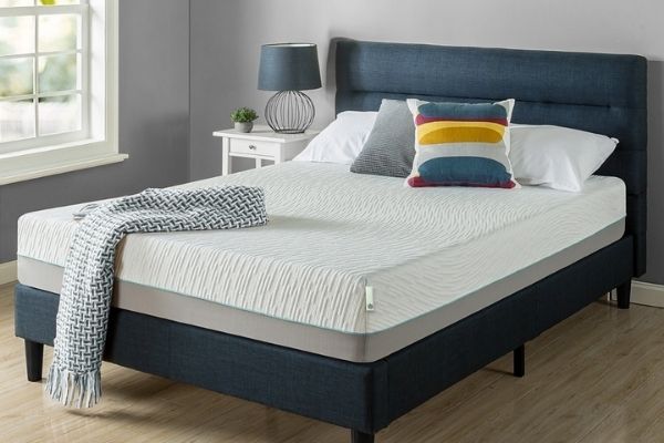 Memory Foam có khả năng giữ nhiệt gây nóng bức vào mùa hè